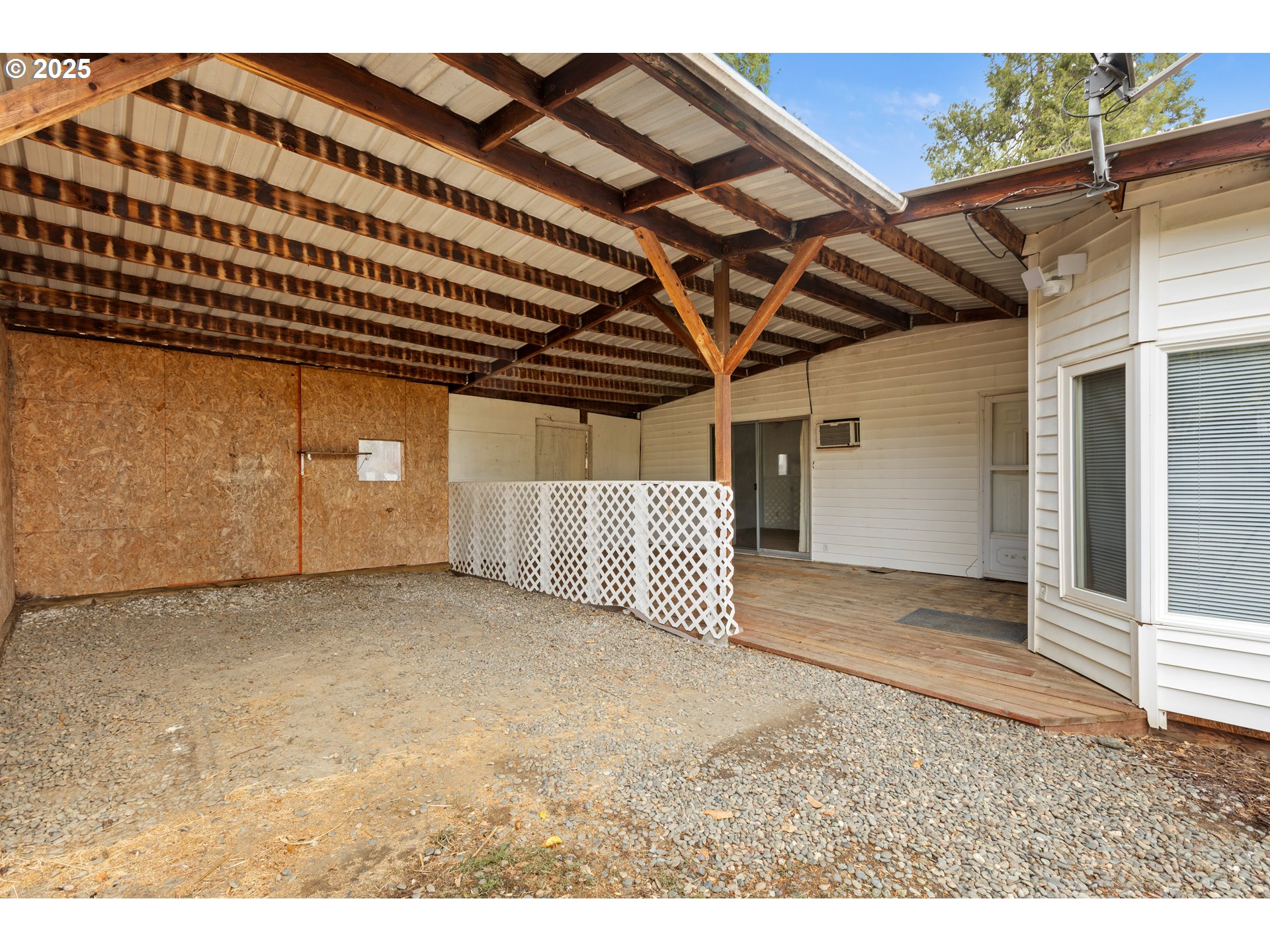 2414 Brockway Road Winston, OR 97496 - Photo 20 of 36