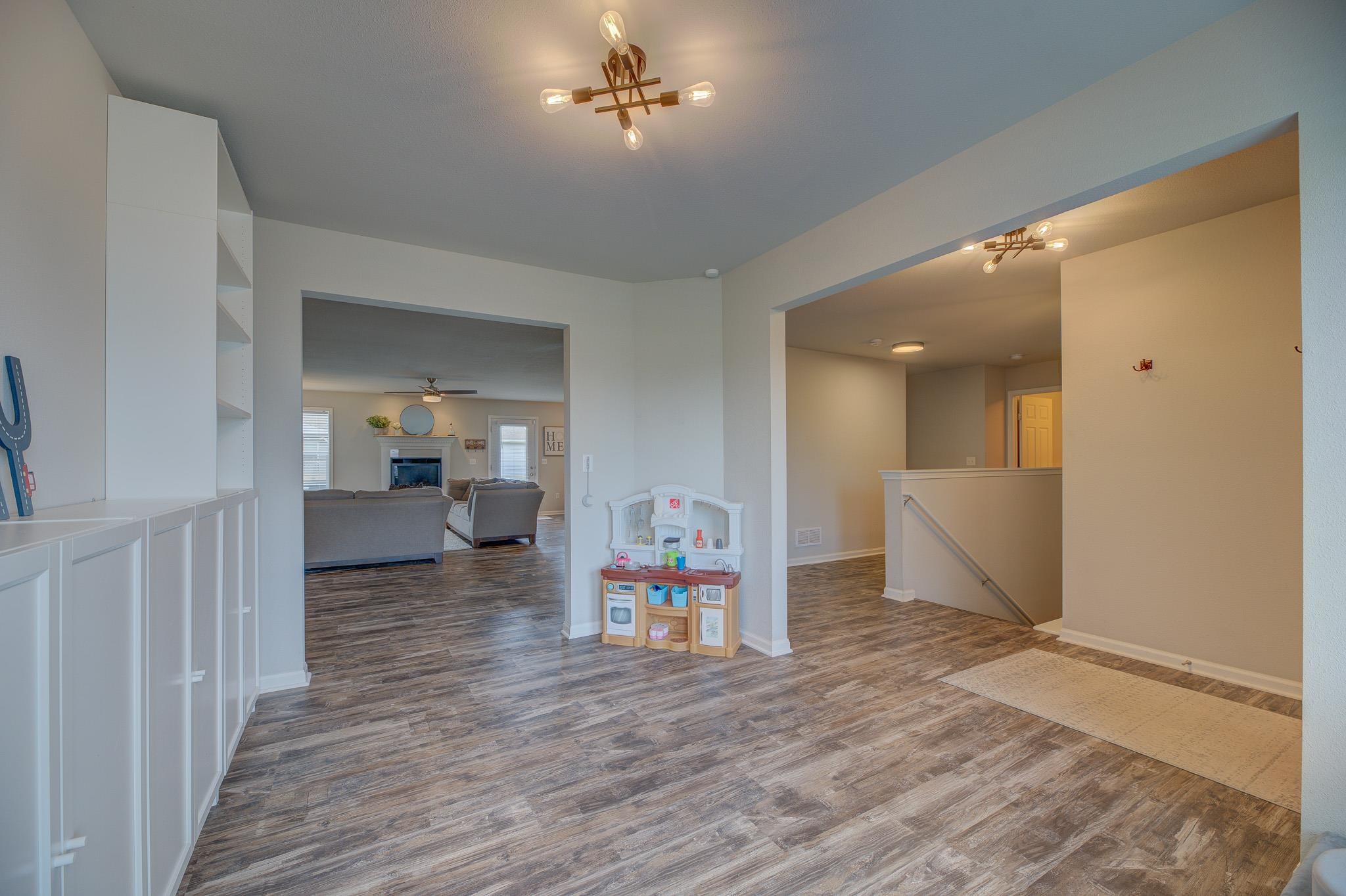 2215 Red Barn Lane Beloit, WI 53511 - Photo 20 of 31