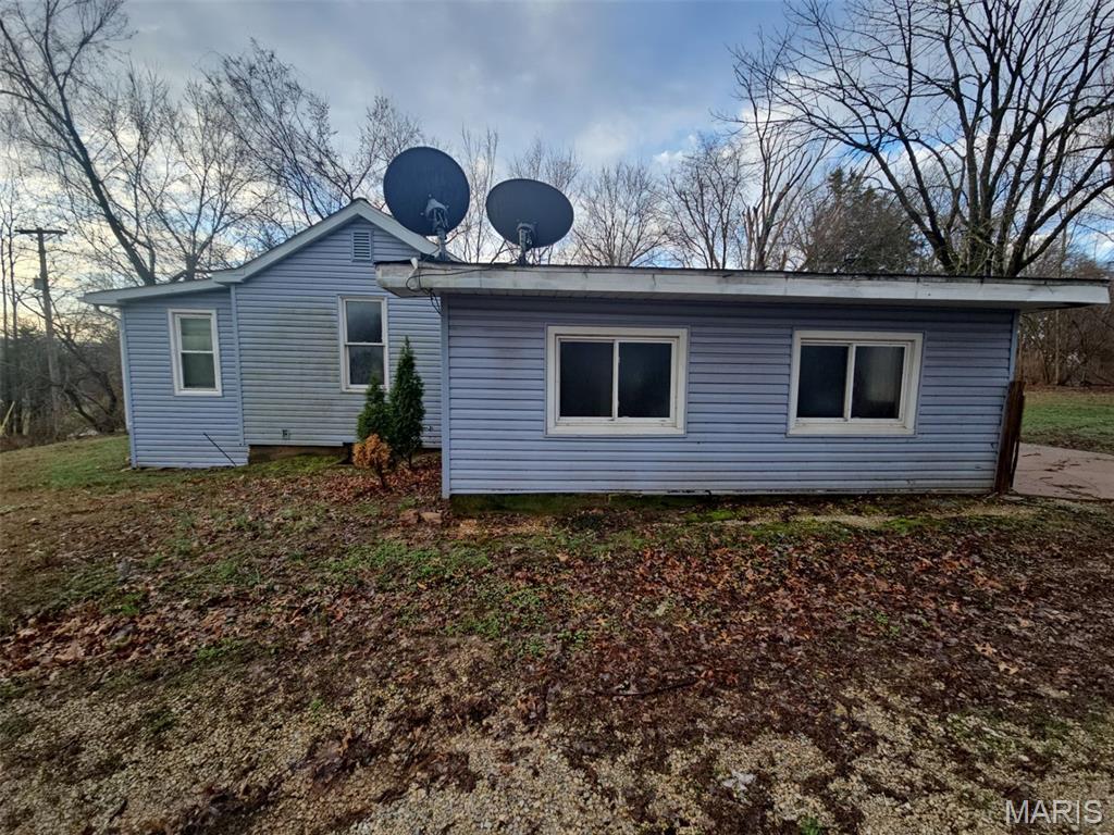 4289 Primo Road Festus, MO 63028 - Photo 2 of 11