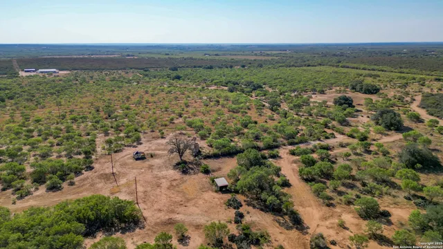 $3,300,000 | 1343 South Fm 1343, Devine, TX 78016