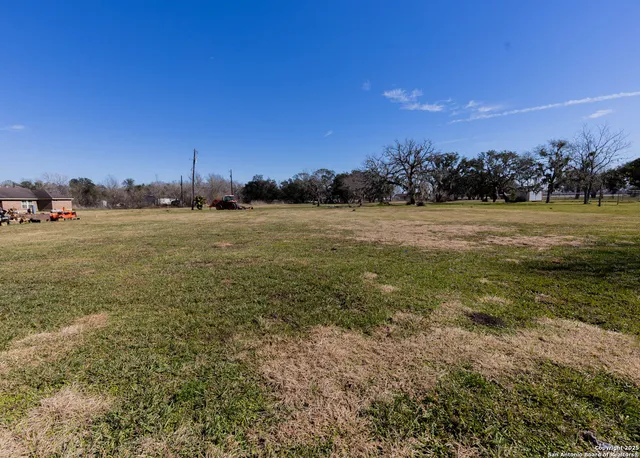$195,900 | 94 County Road 148, Bay City, TX 77414