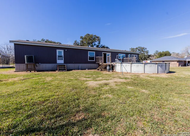$195,900 | 94 County Road 148, Bay City, TX 77414