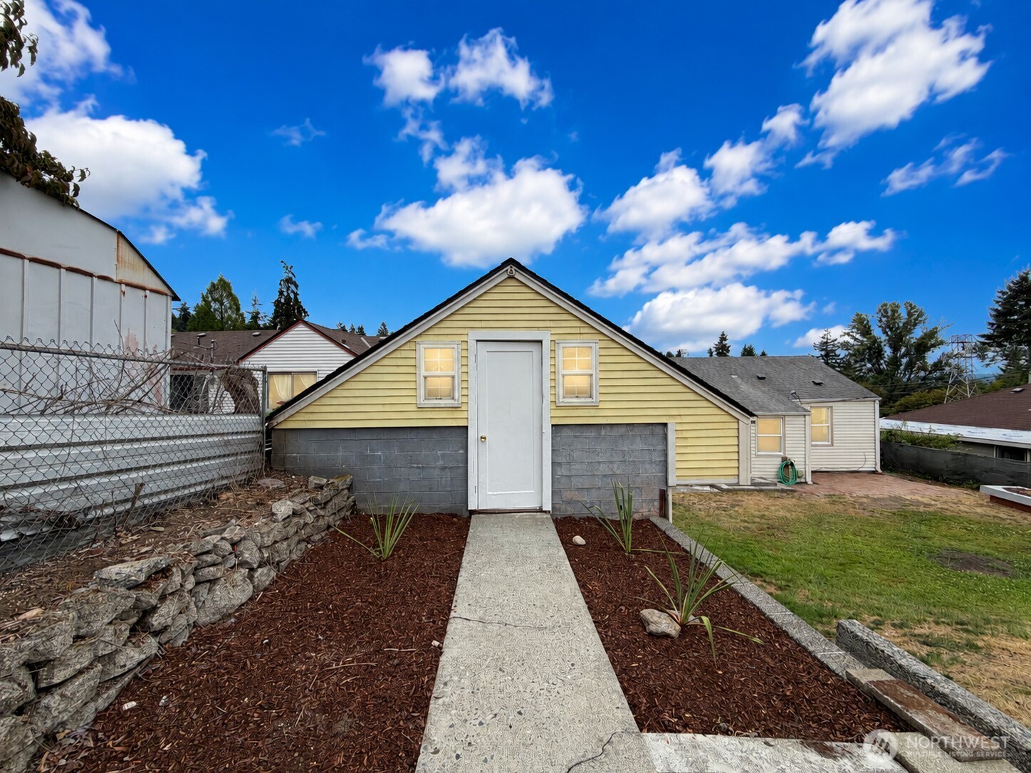 574 Bronson Way Northeast Renton, WA 98056 - Photo 26 of 30 Gallery Image 26