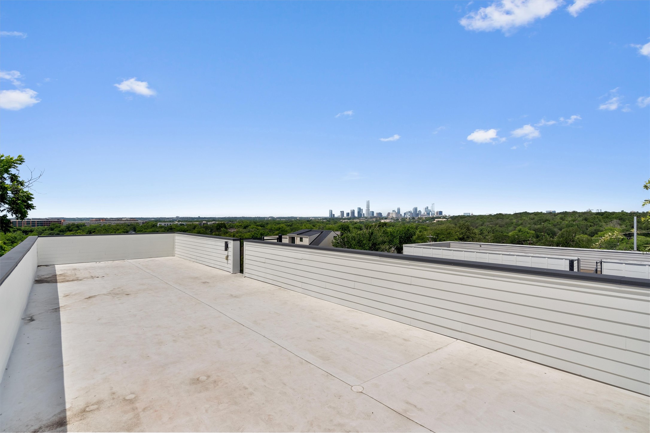 4712 Reyes Street, Unit 1 Austin, TX 78721 - Photo 29 of 38 a view of terrace with city view