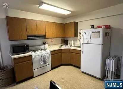 $2,200 | 11 A Dupont Avenue, Wanaque, NJ 07420