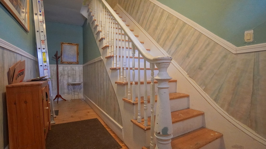 11 Spruce Street Springfield, MA 01105 - Photo 15 of 21