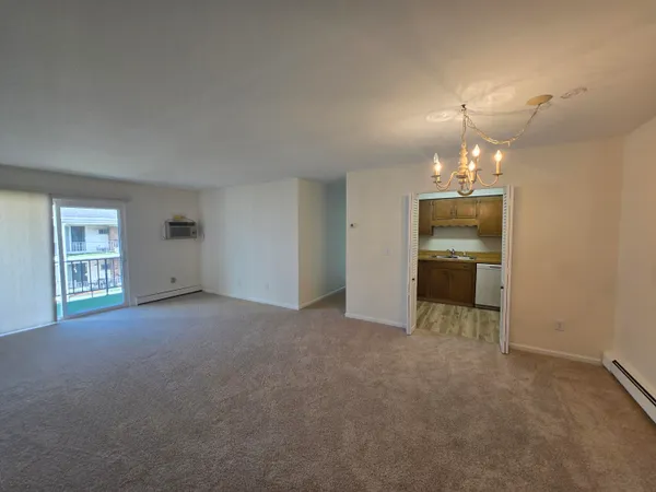 $85,000 | 806 West Michigan Avenue, Unit 306E, Jackson, MI 49202