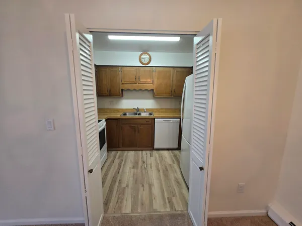 $85,000 | 806 West Michigan Avenue, Unit 306E, Jackson, MI 49202