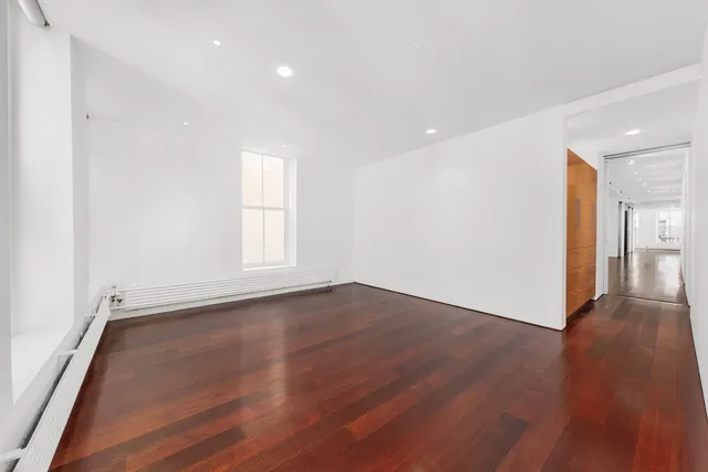 $3,000,000 | 419 West Broadway, Unit 4S | SoHo