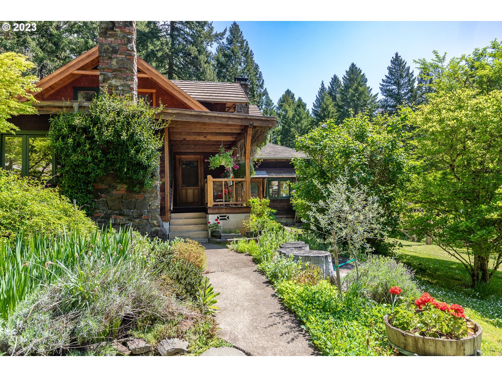 24739 Demming Ridge Road Elmira, OR 97437 - Photo 1 of 48 Gallery Image 1