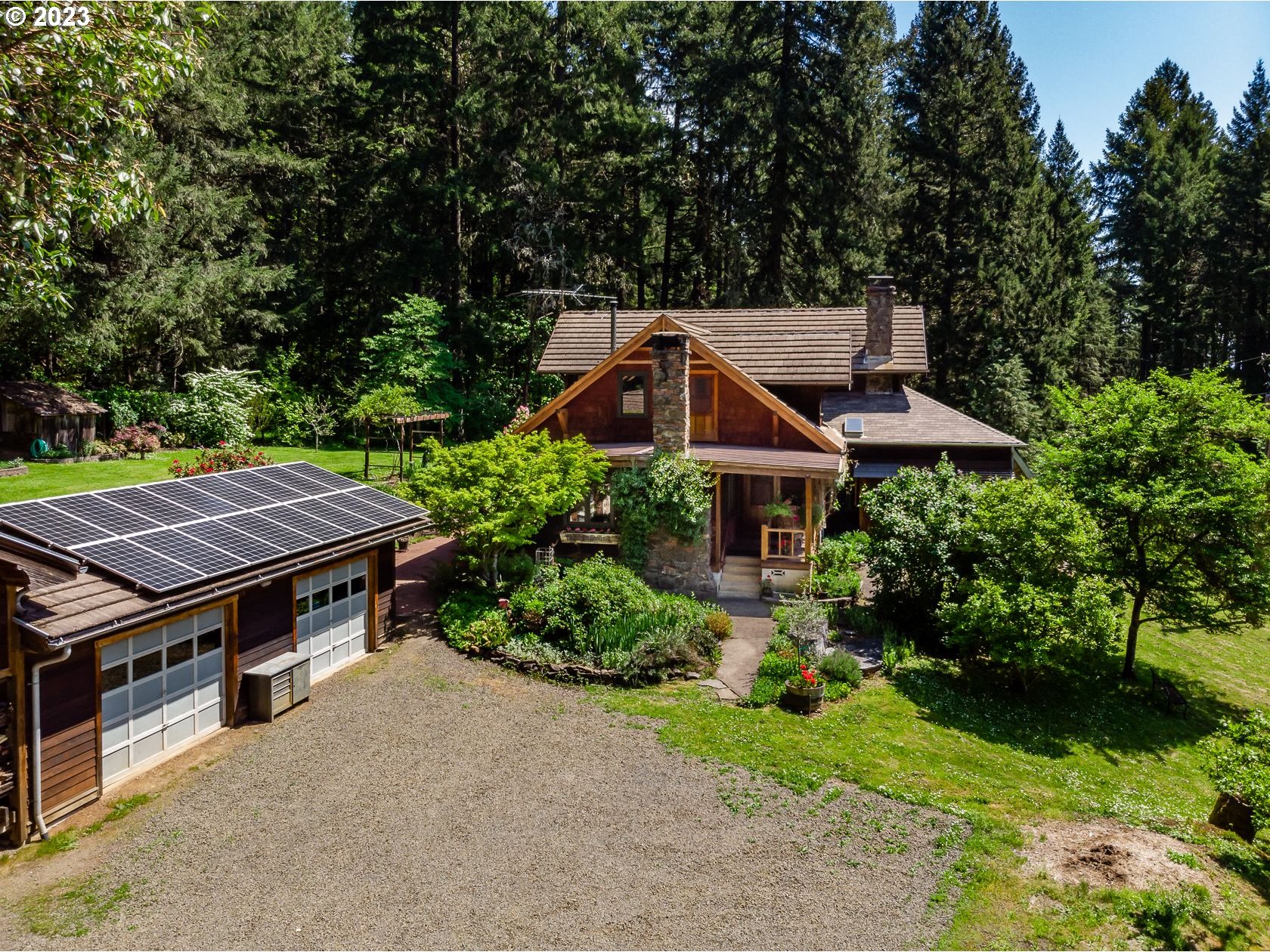 24739 Demming Ridge Road Elmira, OR 97437 - Photo 2 of 48 Garage