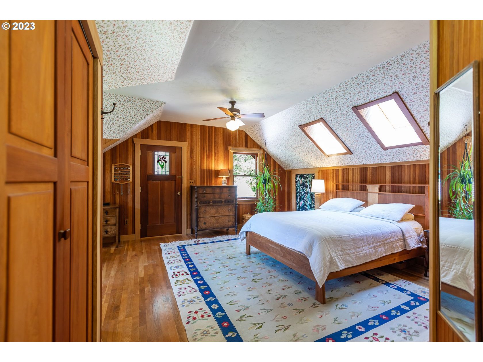 24739 Demming Ridge Road Elmira, OR 97437 - Photo 32 of 48 Primary Bedroom