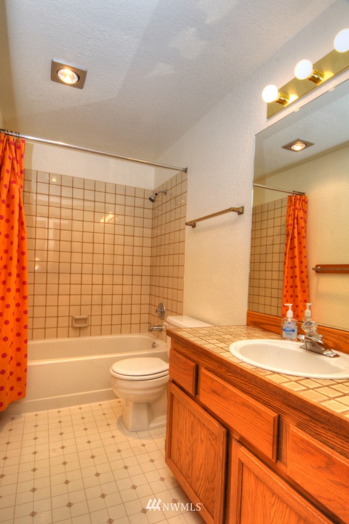 23025 13th Place West Bothell, WA 98021 - Photo 8 of 13
