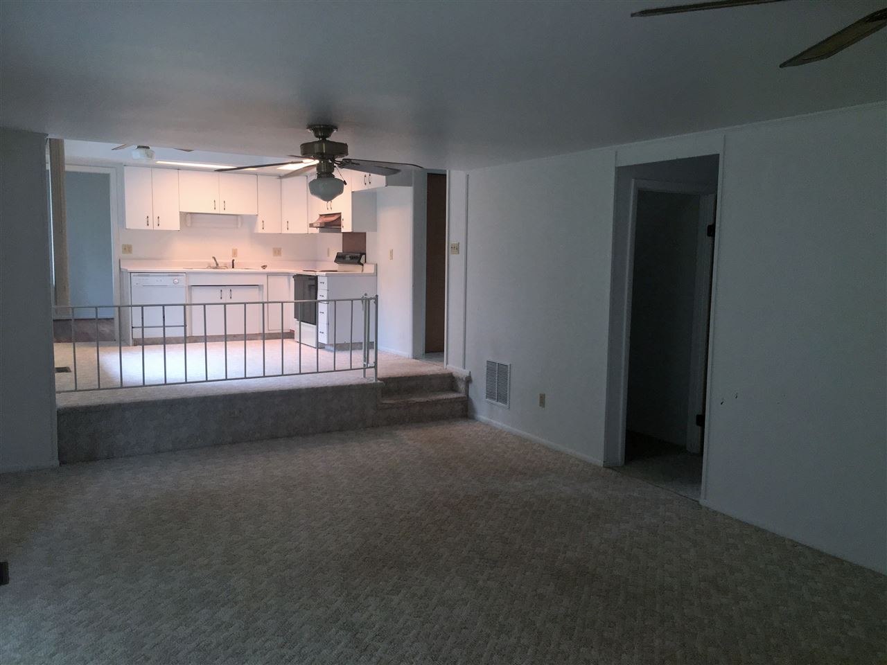 1609 North Wabash Road Marion, IN 46952 - Photo 11 of 22 Gallery Image 11