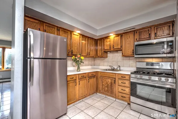 $2,000 | 1 Cora Street, Unit 4, New Haven, CT 06512