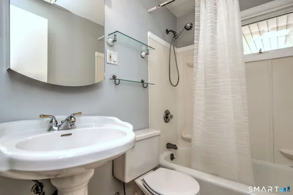 $2,000 | 1 Cora Street, Unit 4, New Haven, CT 06512