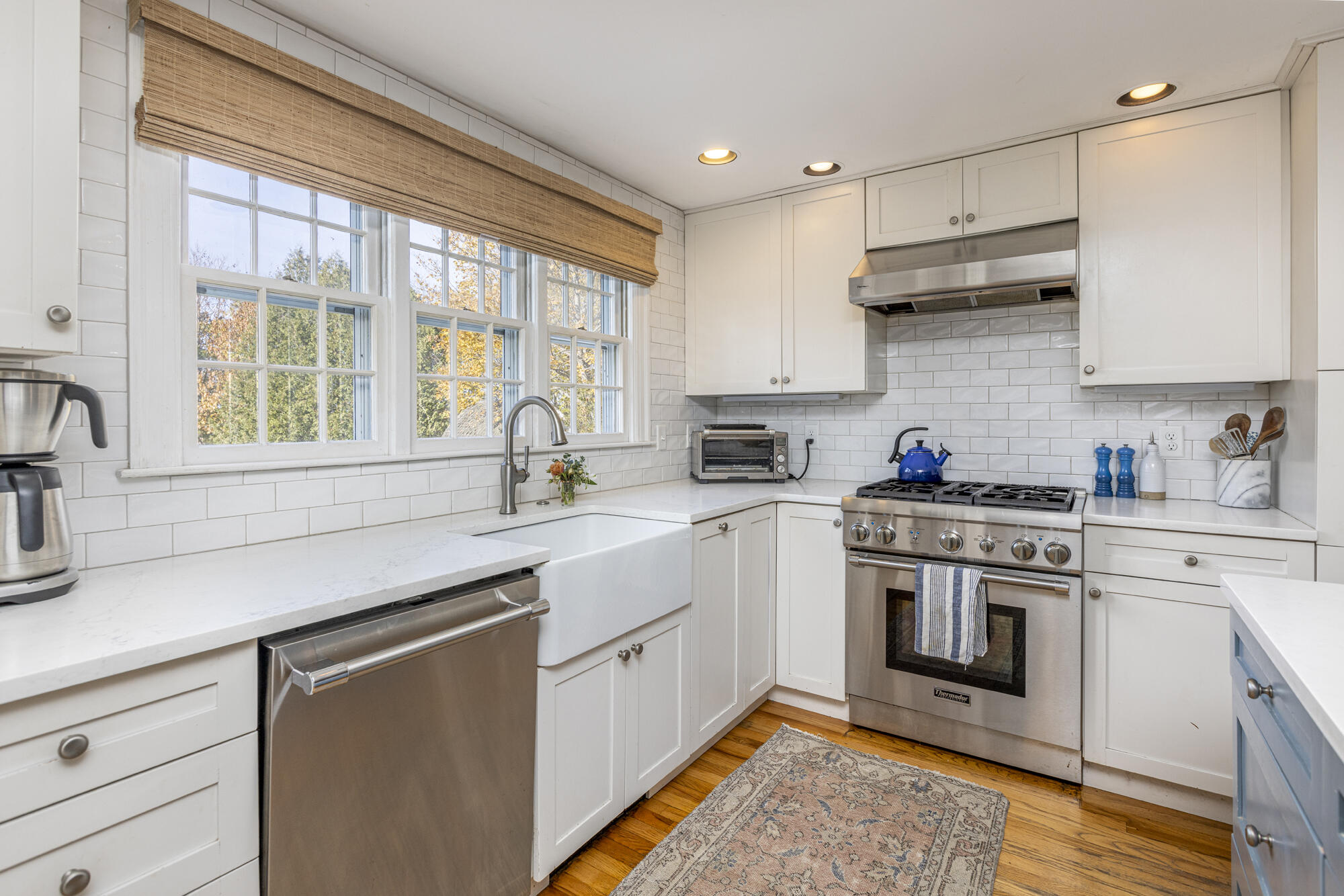 15 Fowler Road Cape Elizabeth, ME 04107 - Photo 4 of 43 Kitchen