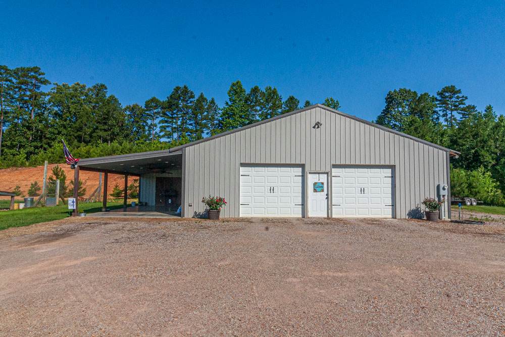 2935 Sulphur Springs Road Selmer, TN 38375 - Photo 1 of 19 Gallery Image 1