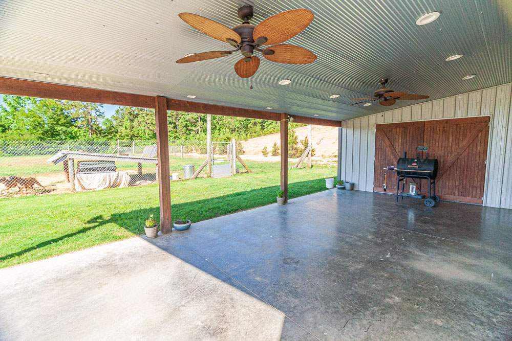 2935 Sulphur Springs Road Selmer, TN 38375 - Photo 5 of 19 Gallery Image 5