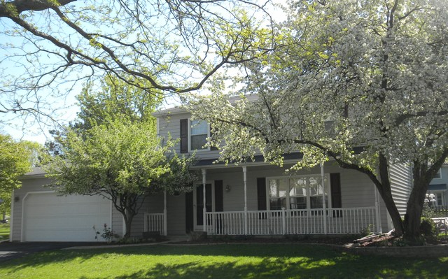 1426 Foxhill Road Naperville, IL 60563 - Photo 1 of 16