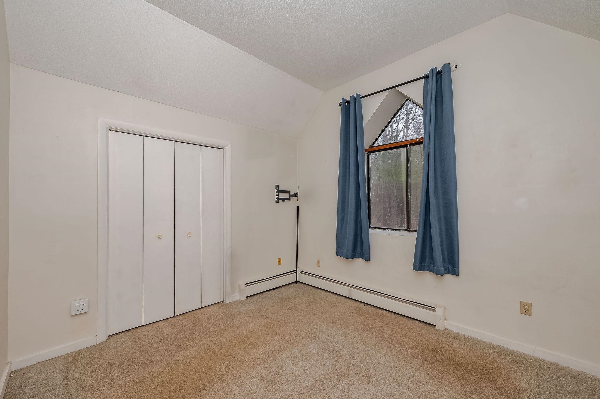 66 Franklin Heights Rochester, NH 03867 - Photo 16 of 18 Gallery Image 16