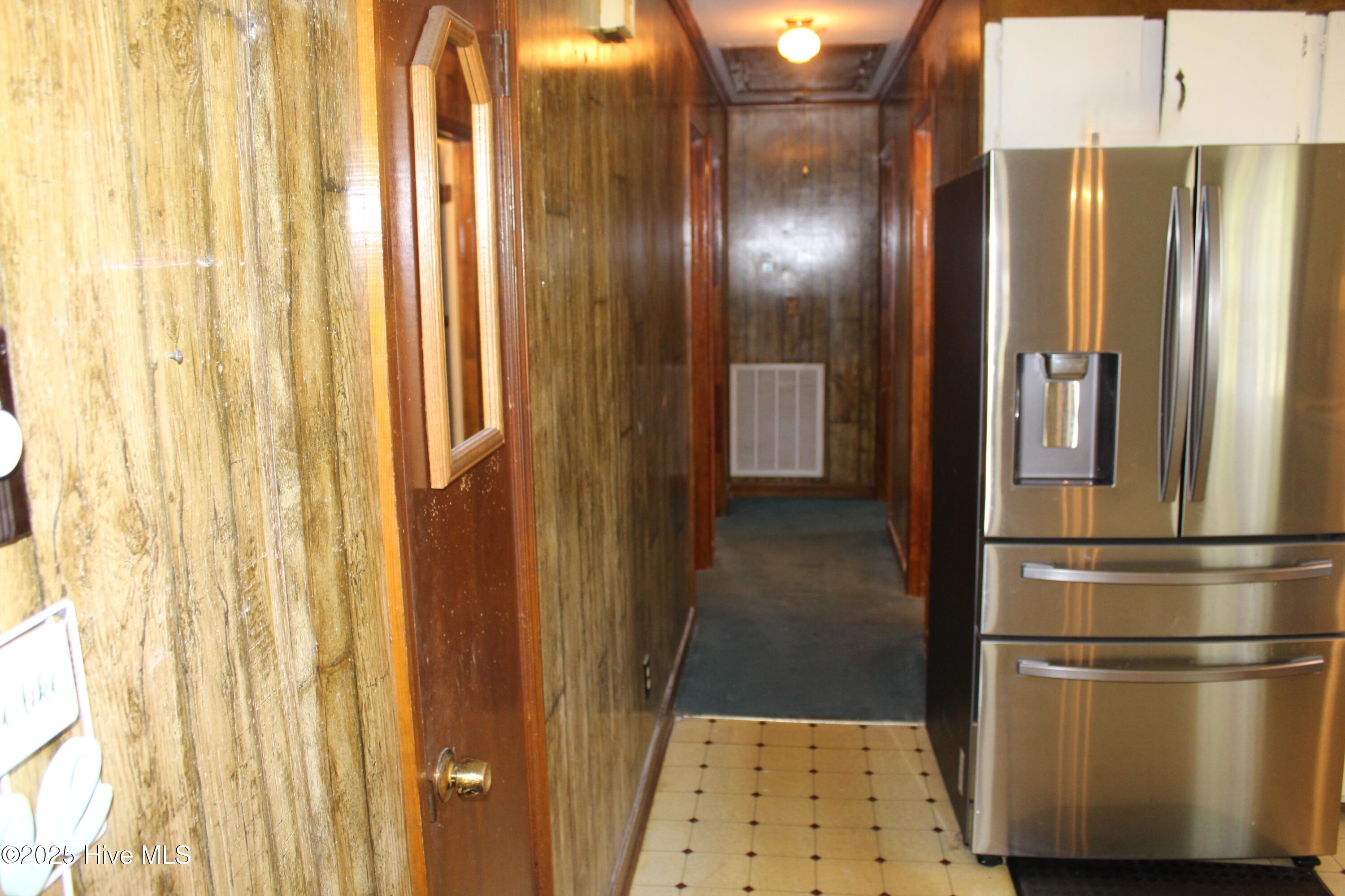 2489 Rodgers School Road Williamston, NC 27892 - Photo 12 of 21 Hallway