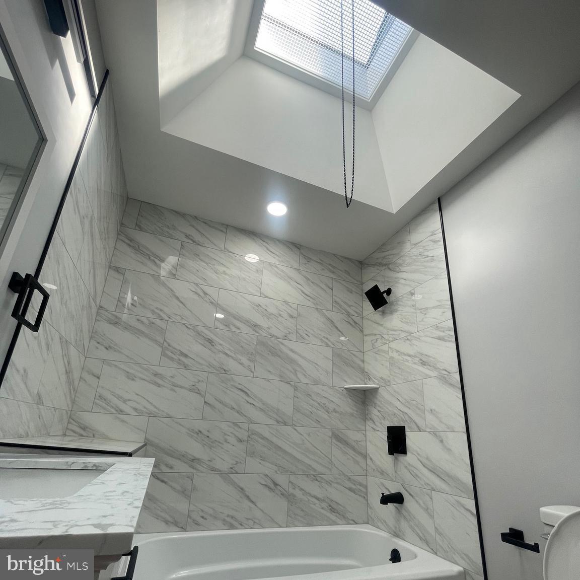 290 Kent Road Upper Darby, PA 19082 - Photo 19 of 26 Main Bathroom