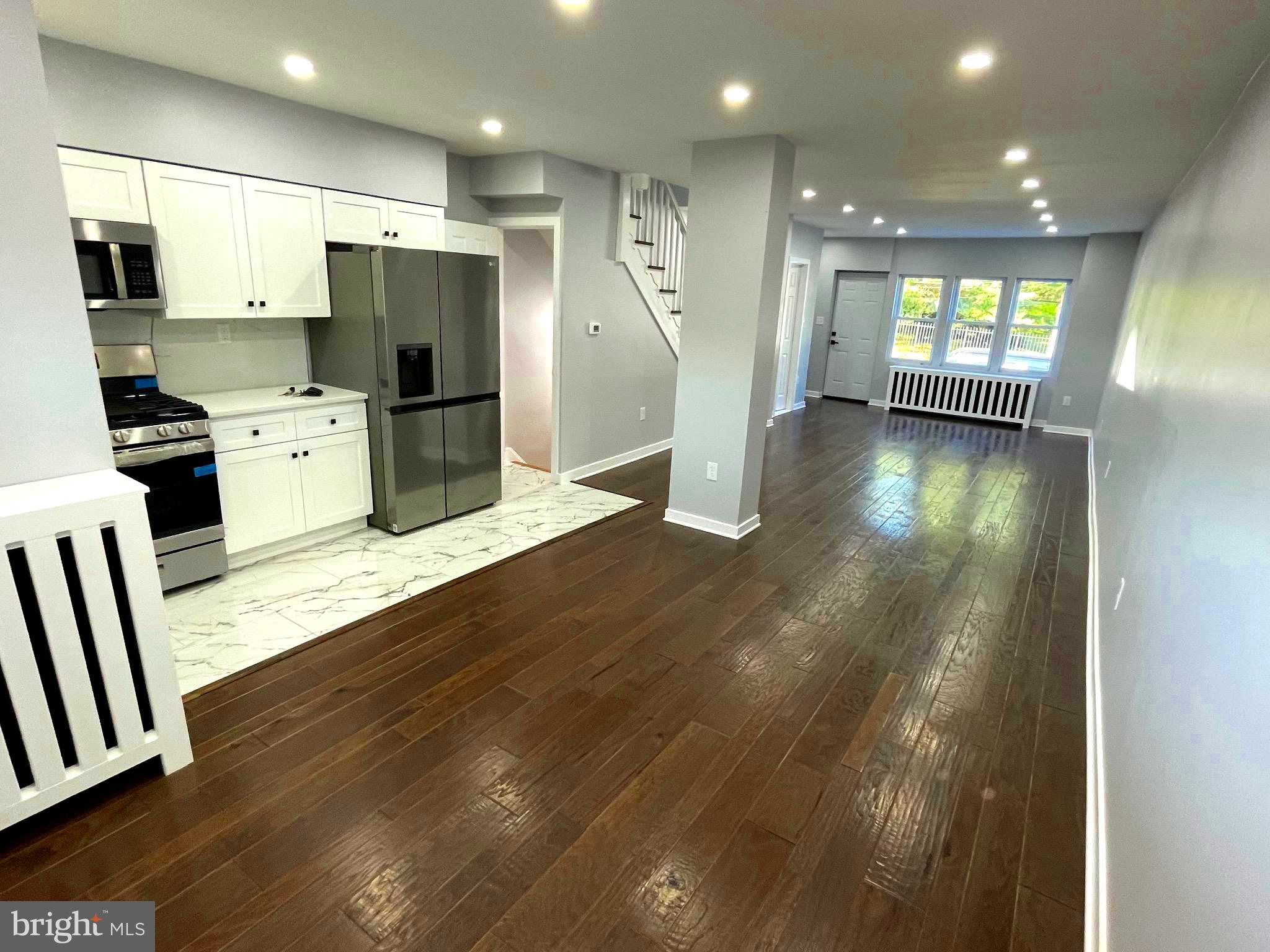 290 Kent Road Upper Darby, PA 19082 - Photo 5 of 26 Dining Room & Kitchen Combo
