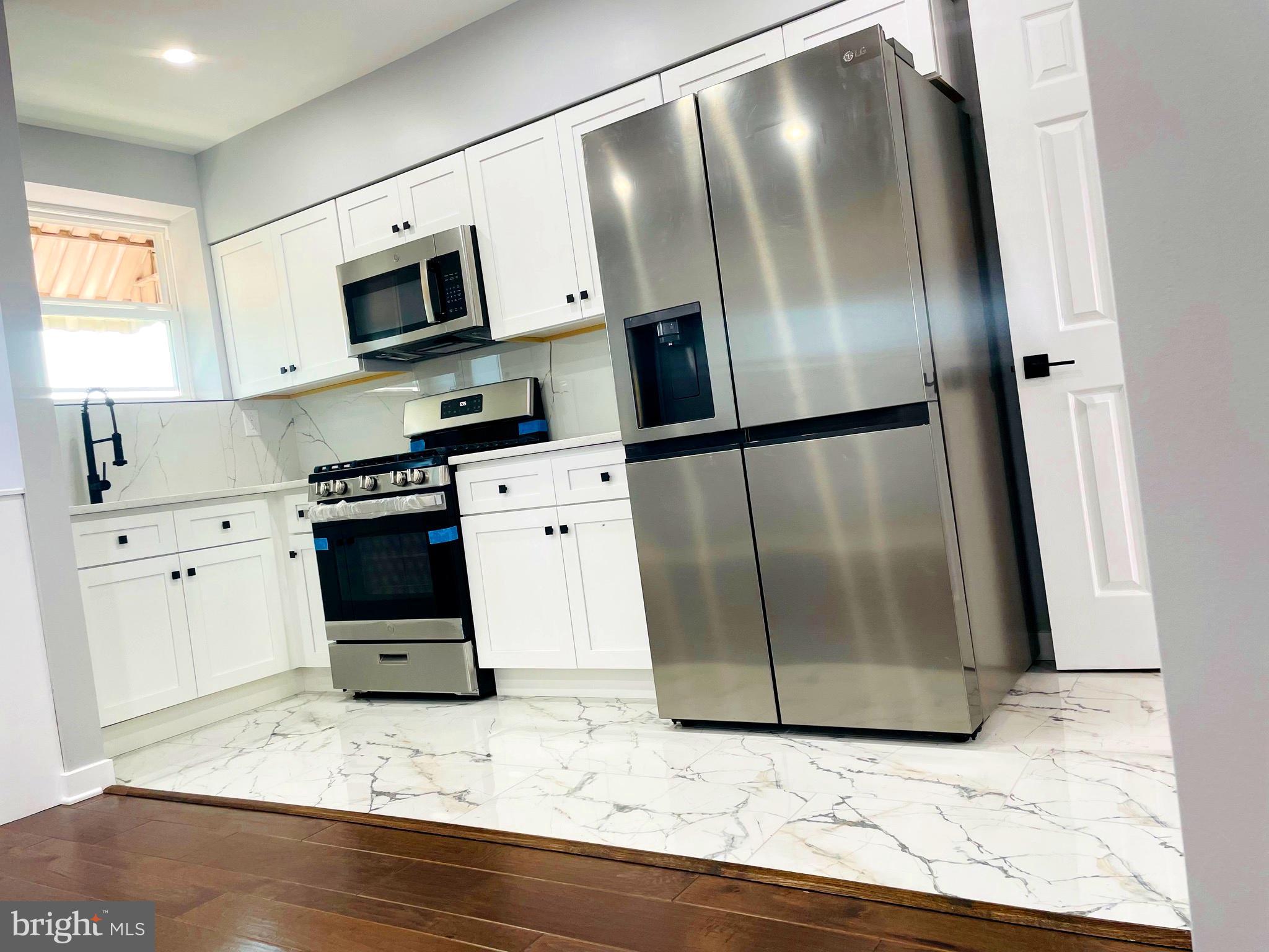 290 Kent Road Upper Darby, PA 19082 - Photo 9 of 26 Kitchen