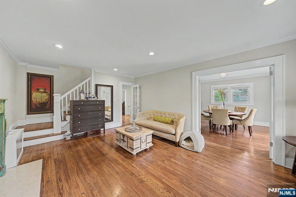26 George Street Allendale, NJ 07401 - Photo 2 of 31