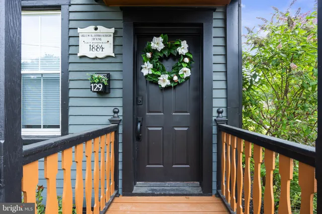 a view of entryway door front of house