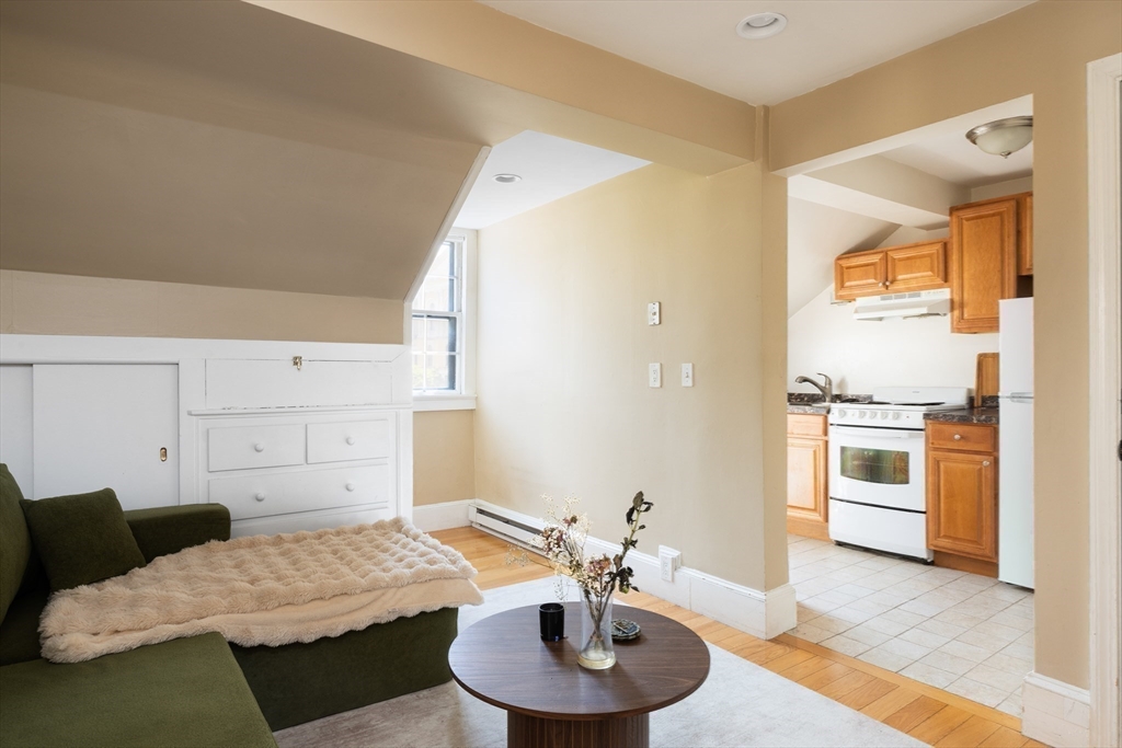 2 Derne Street Boston, MA 02114 - Photo 20 of 26