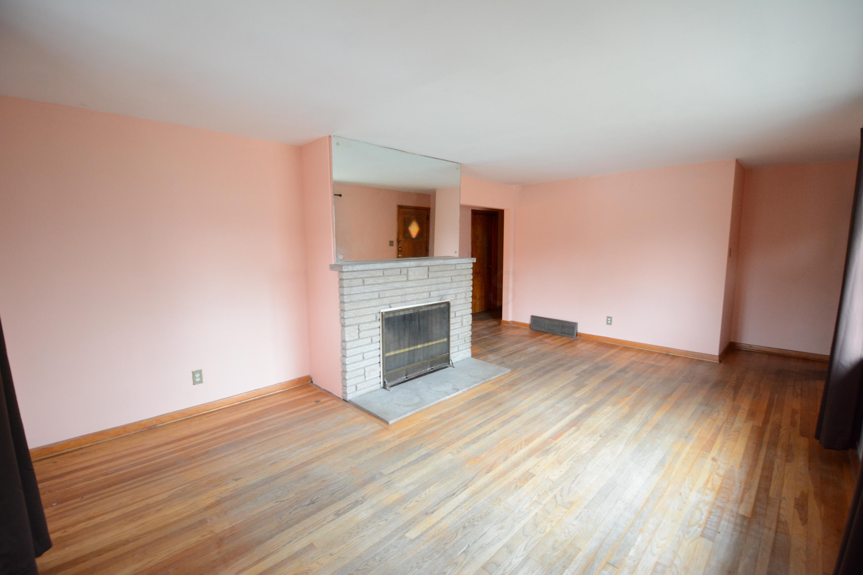3445 Maize Road Columbus, OH 43224 - Photo 4 of 24 Gallery Image 4