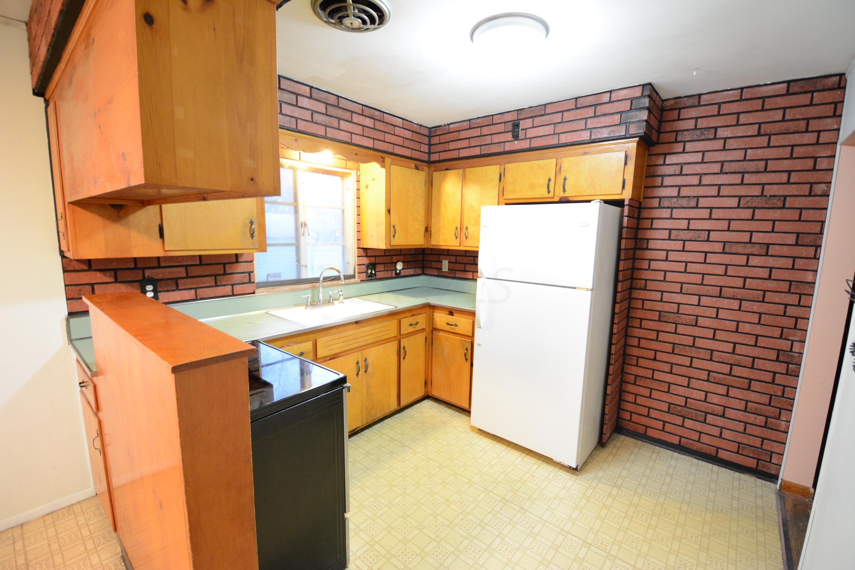 3445 Maize Road Columbus, OH 43224 - Photo 5 of 24 Gallery Image 5