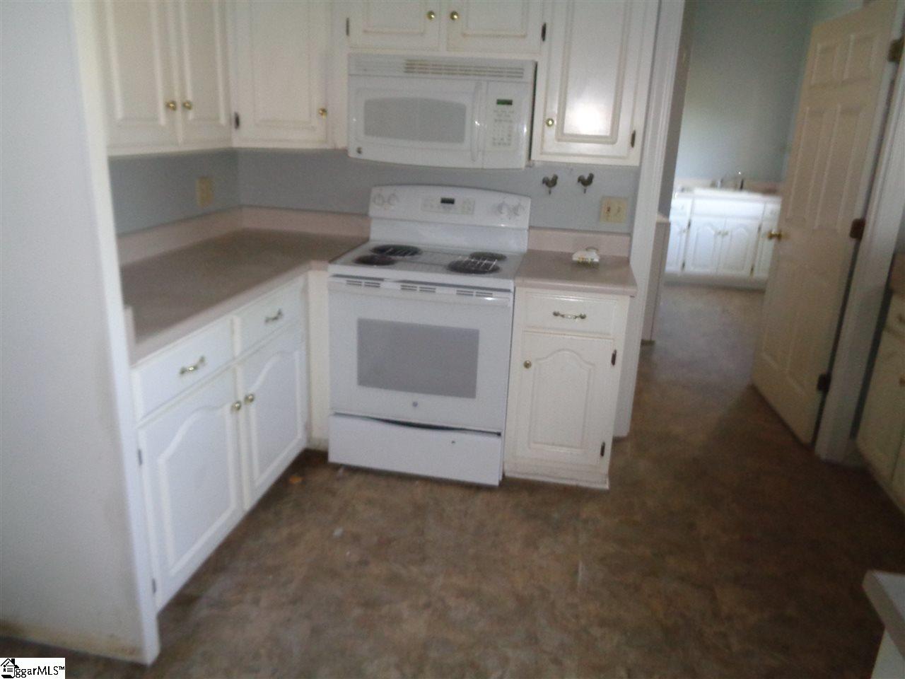 1215 Levis Smith Road Pendleton, SC 29670 - Photo 8 of 25