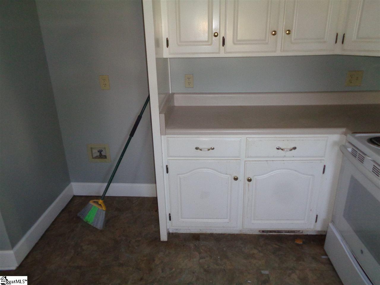 1215 Levis Smith Road Pendleton, SC 29670 - Photo 9 of 25