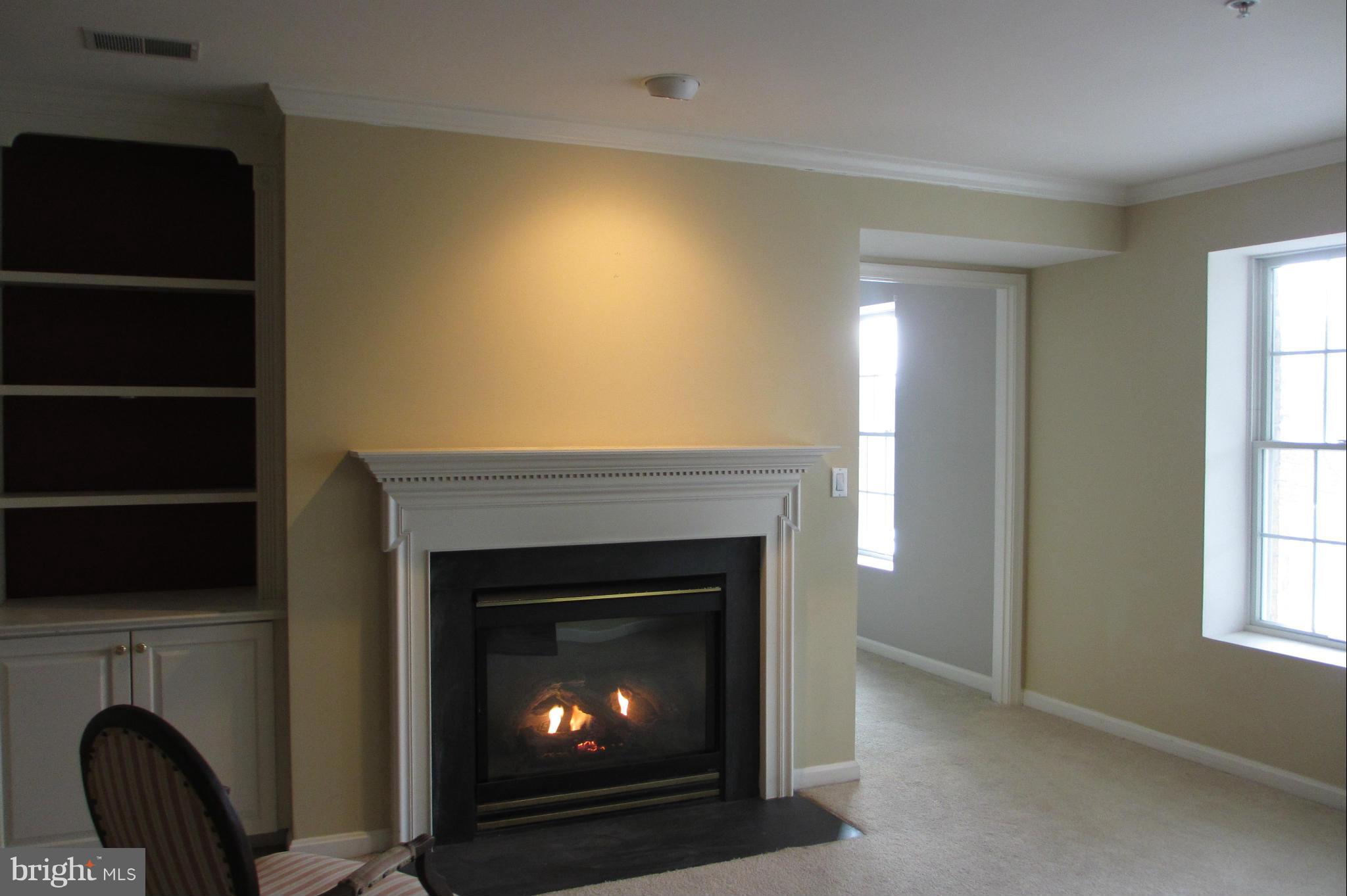 12330 Rosslare Ridge Road, Unit 301 Lutherville-Timonium, MD 21093 - Photo 8 of 15 Living Room