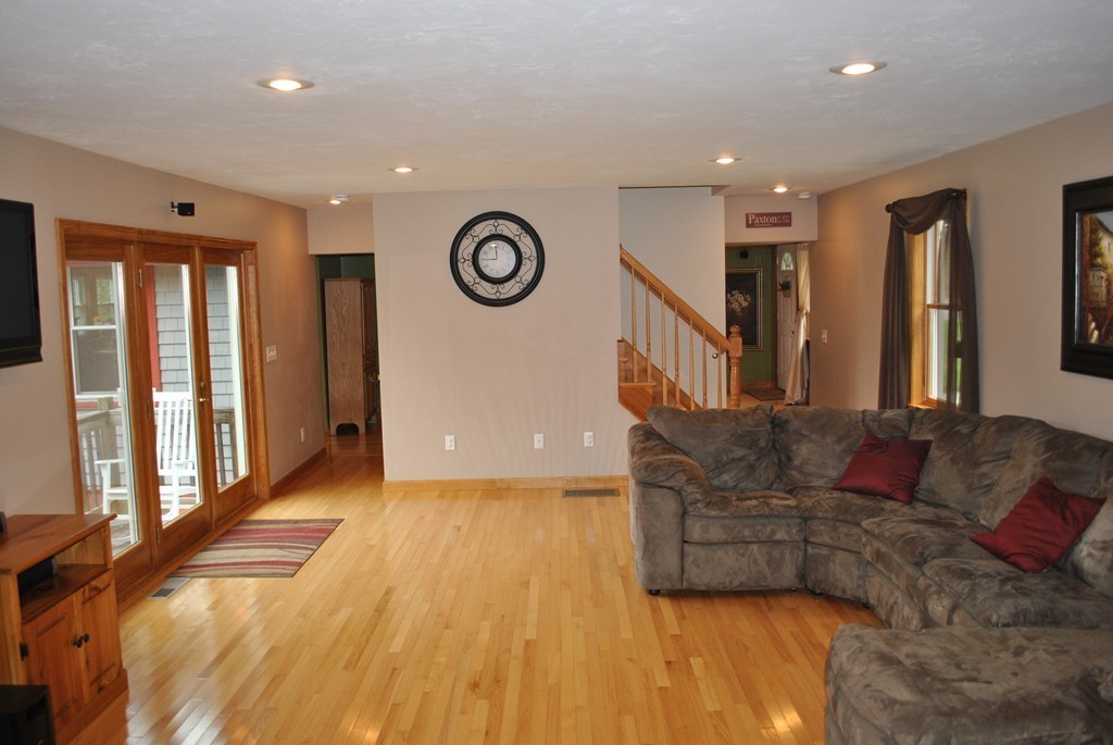 70 Holden Road Paxton, MA 01612 - Photo 5 of 30 Gallery Image 5