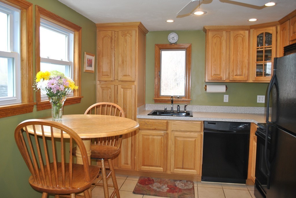 70 Holden Road Paxton, MA 01612 - Photo 6 of 30 Gallery Image 6