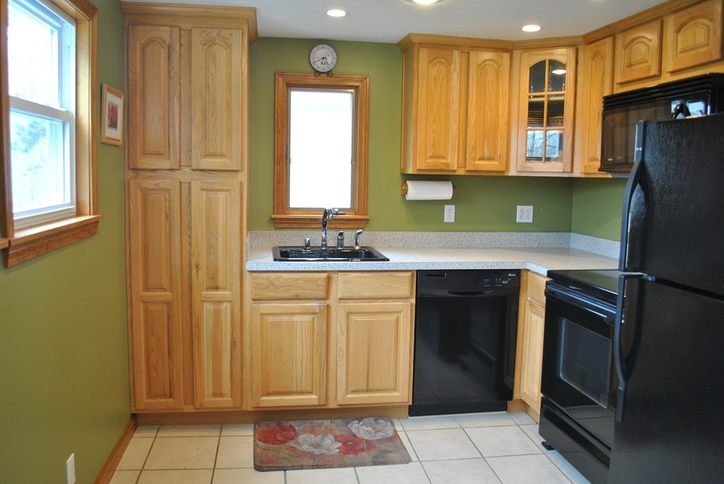 70 Holden Road Paxton, MA 01612 - Photo 7 of 30 Gallery Image 7