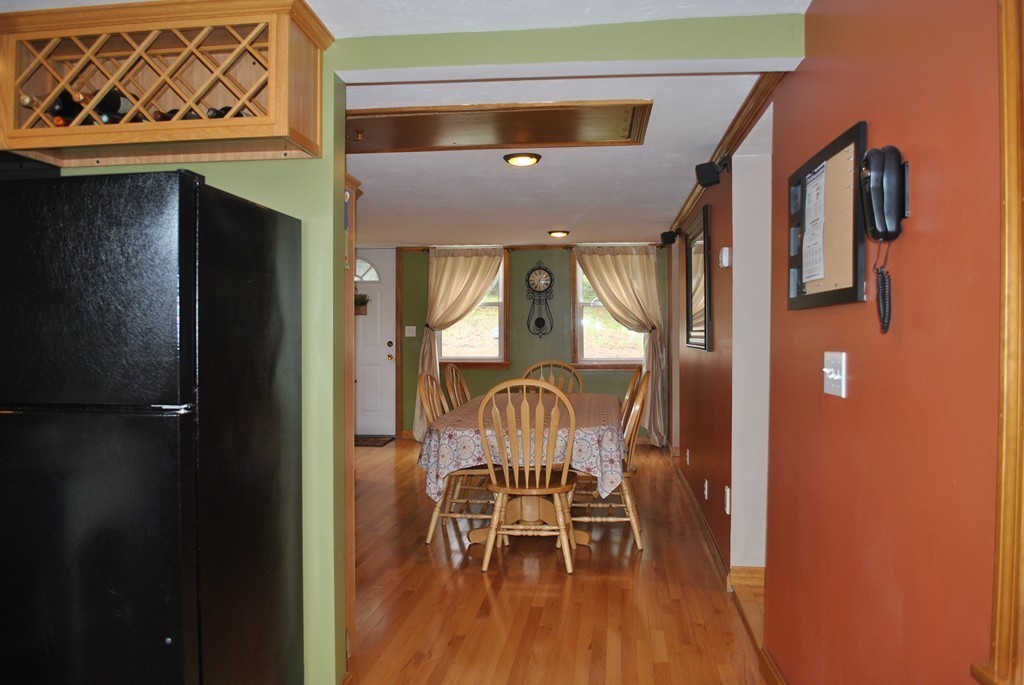 70 Holden Road Paxton, MA 01612 - Photo 8 of 30 Gallery Image 8