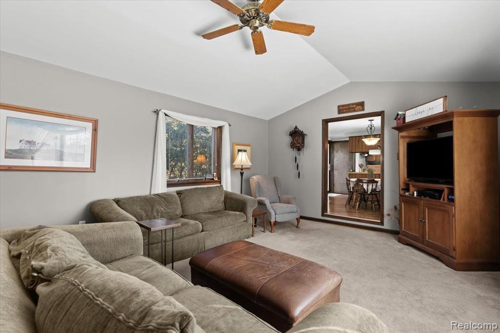 8470 Washburn Road Goodrich, MI 48438 - Photo 15 of 36