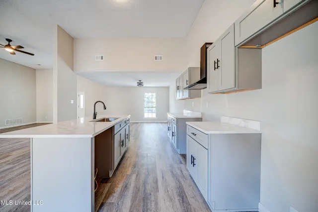 $299,999 | 177 South Fork Cove, Senatobia, MS 38668