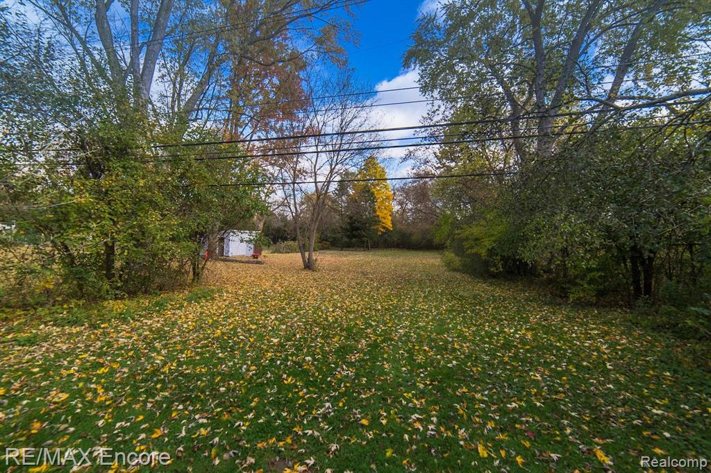 2875 Devondale Road Rochester, MI 48309 - Photo 35 of 42