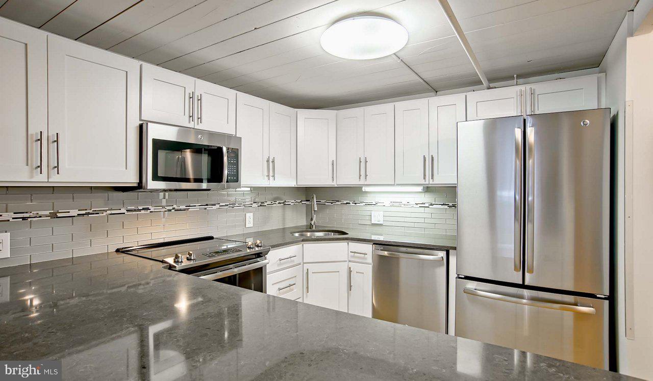 2300 Walnut Street, Unit 1B302 Philadelphia, PA 19103 - Photo 1 of 15