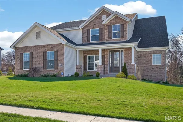 $1,300,000 | 969 Tara Court, Chesterfield, MO 63005