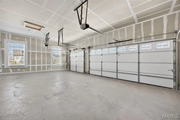 $1,300,000 | 969 Tara Court, Chesterfield, MO 63005