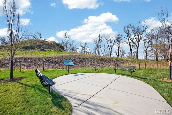 $1,300,000 | 969 Tara Court, Chesterfield, MO 63005