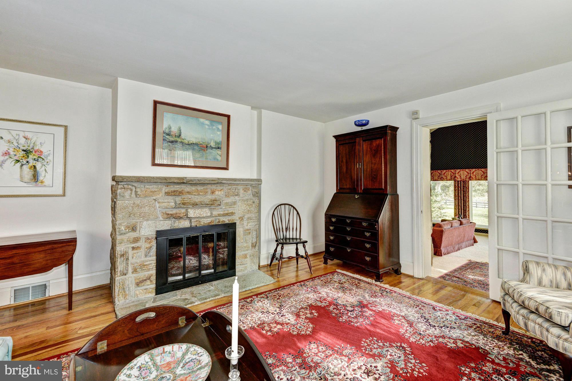 4232 Butler Road Glyndon, MD 21136 - Photo 11 of 29 Living Room
