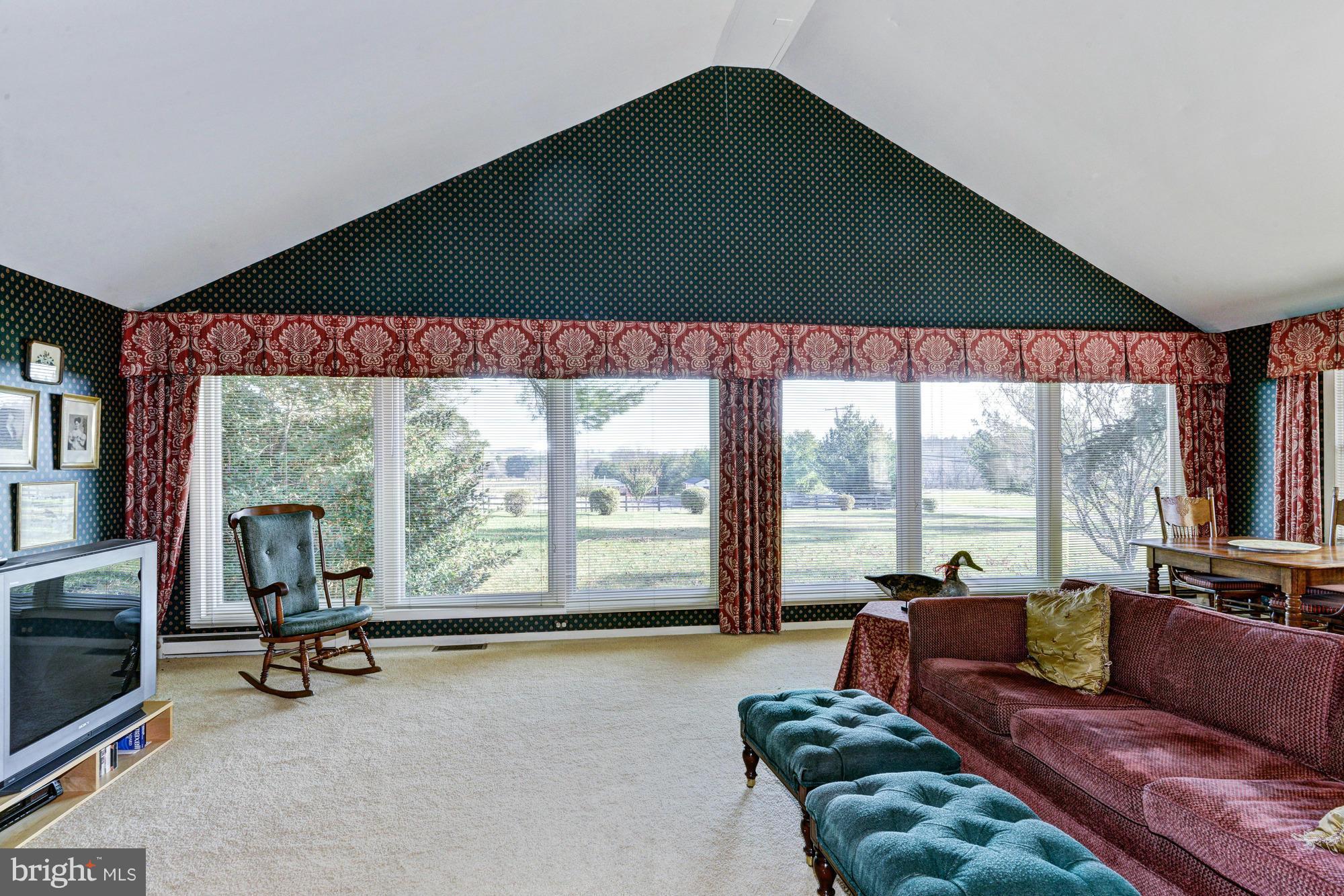 4232 Butler Road Glyndon, MD 21136 - Photo 14 of 29 Family Room | Panoramic View
